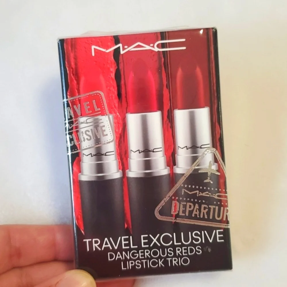 NEW MAC Cosmetics Travel Exclusive Dangerous Reds Lipstick Trio Set